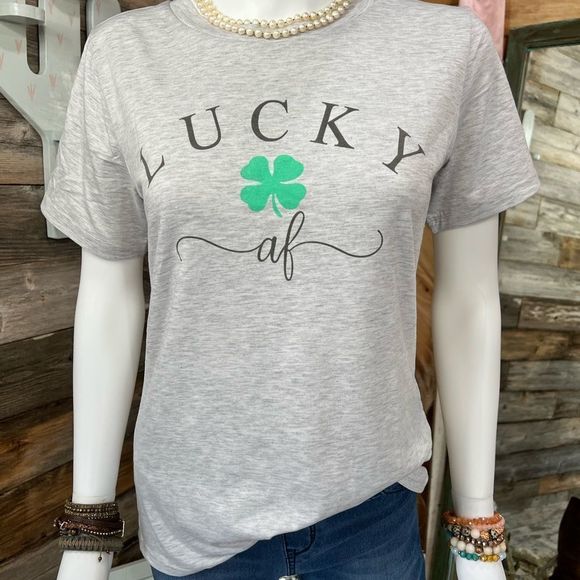 “Lucky AF” Shamrock 4 Leaf Clover Graphic Tee in Heather Gray 💗 - Picture 3 of 5
